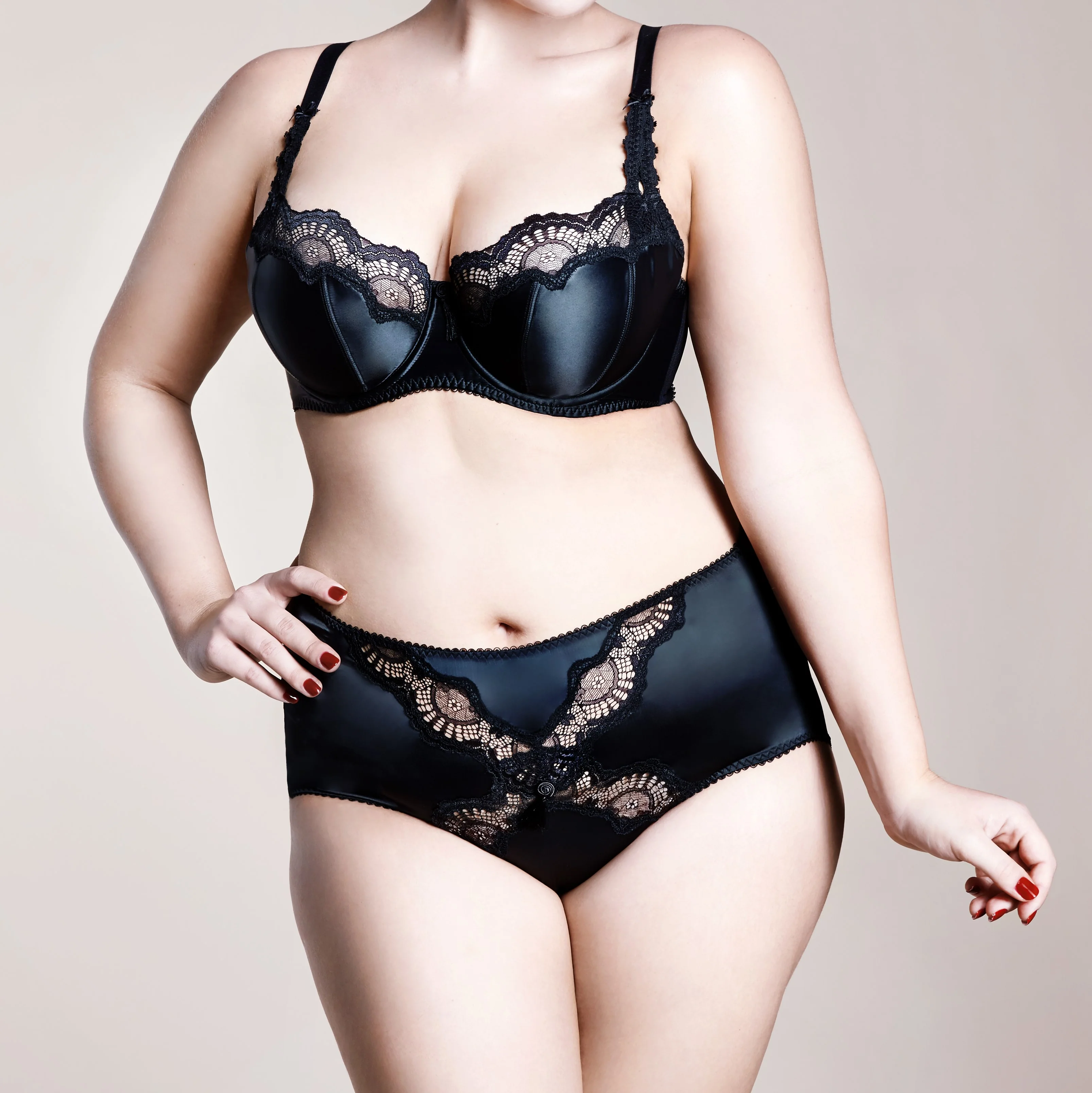 Starlift Full Figure Bra - Black - Image 3